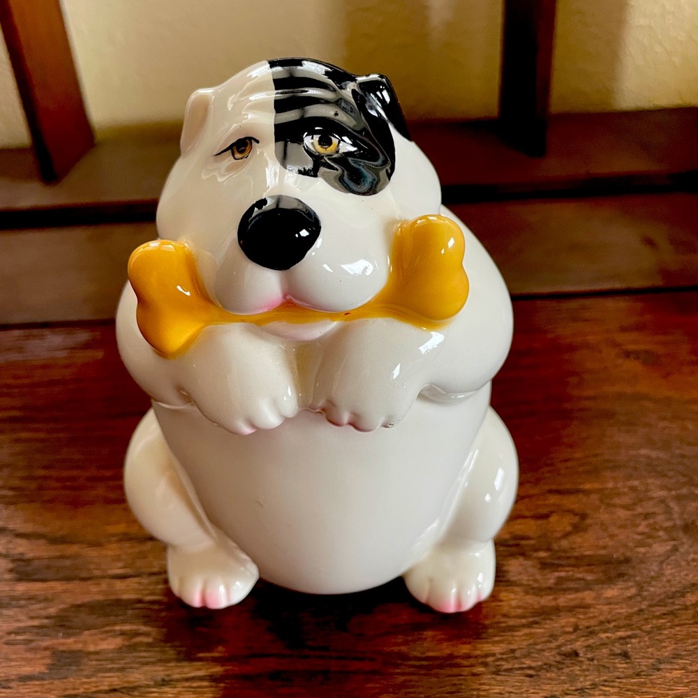 VTG Black & White Dog Bank 1992  Clay Art San Francisco Dorm Decor Whimsical